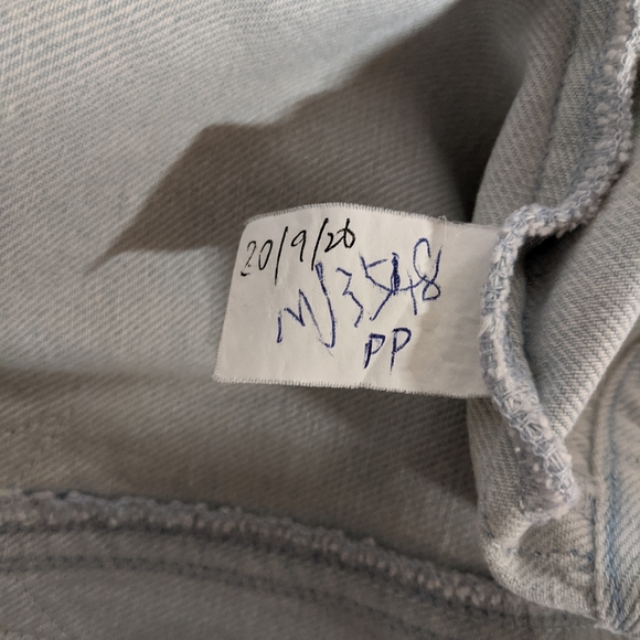 Le Lis Collection Star Patch All Around Denim Jacket Light Denim White S… - Picture 7 of 7